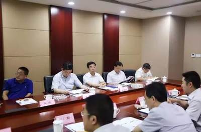 無(wú)錫市市長(zhǎng)汪泉一行蒞臨指導(dǎo)工作 點(diǎn)贊開(kāi)鑫金服風(fēng)控